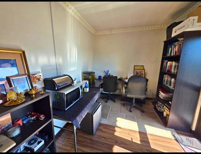 4 BEDROOM HOUSE FOR SALE IN GLEN EAGLE ESTATE